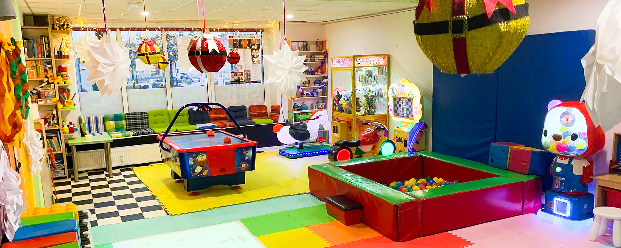 sala-leo-glowne Sala Zabaw Leo przy ulicy Kilińskiego 17 w Kutnie